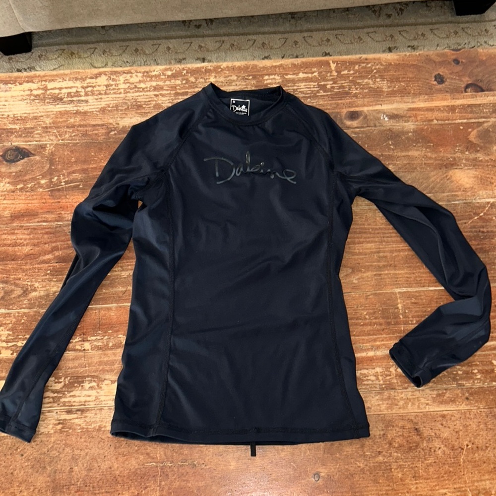 Womens New DaKine rash guard black